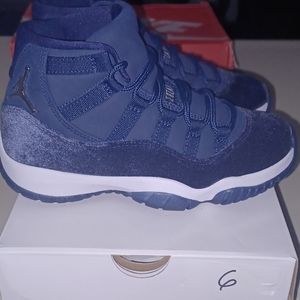 retro jordan 11 wmns